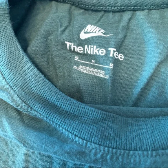 shirt size medium - Picture 4 of 4